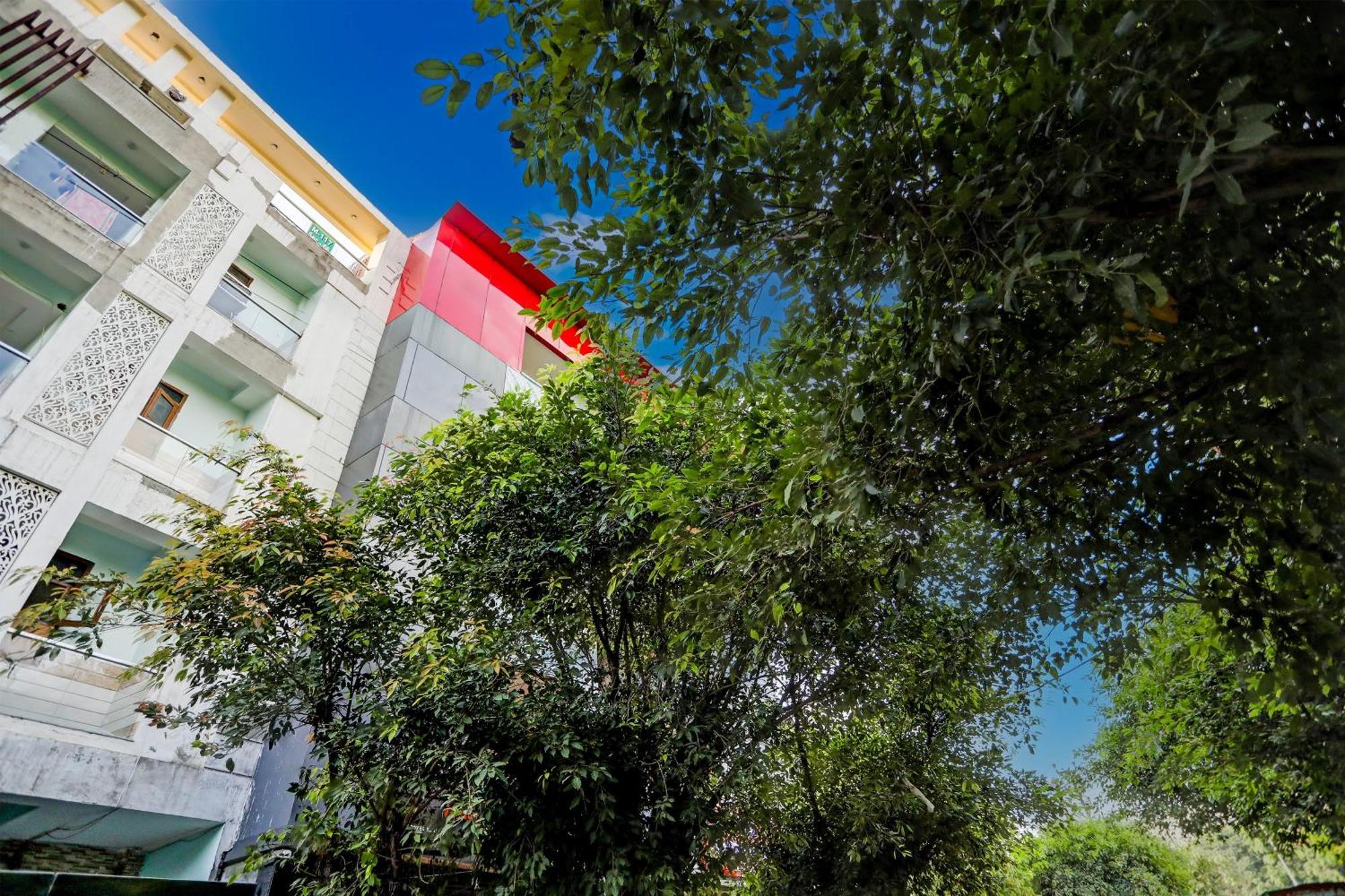 Super Umen Hotel Nearest Sector 66 Noida Exterior foto