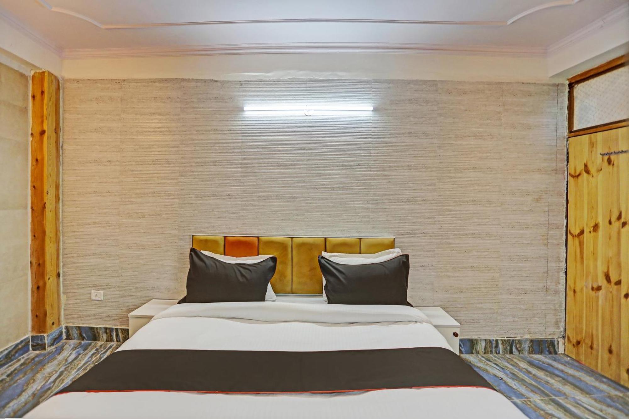 Super Umen Hotel Nearest Sector 66 Noida Exterior foto