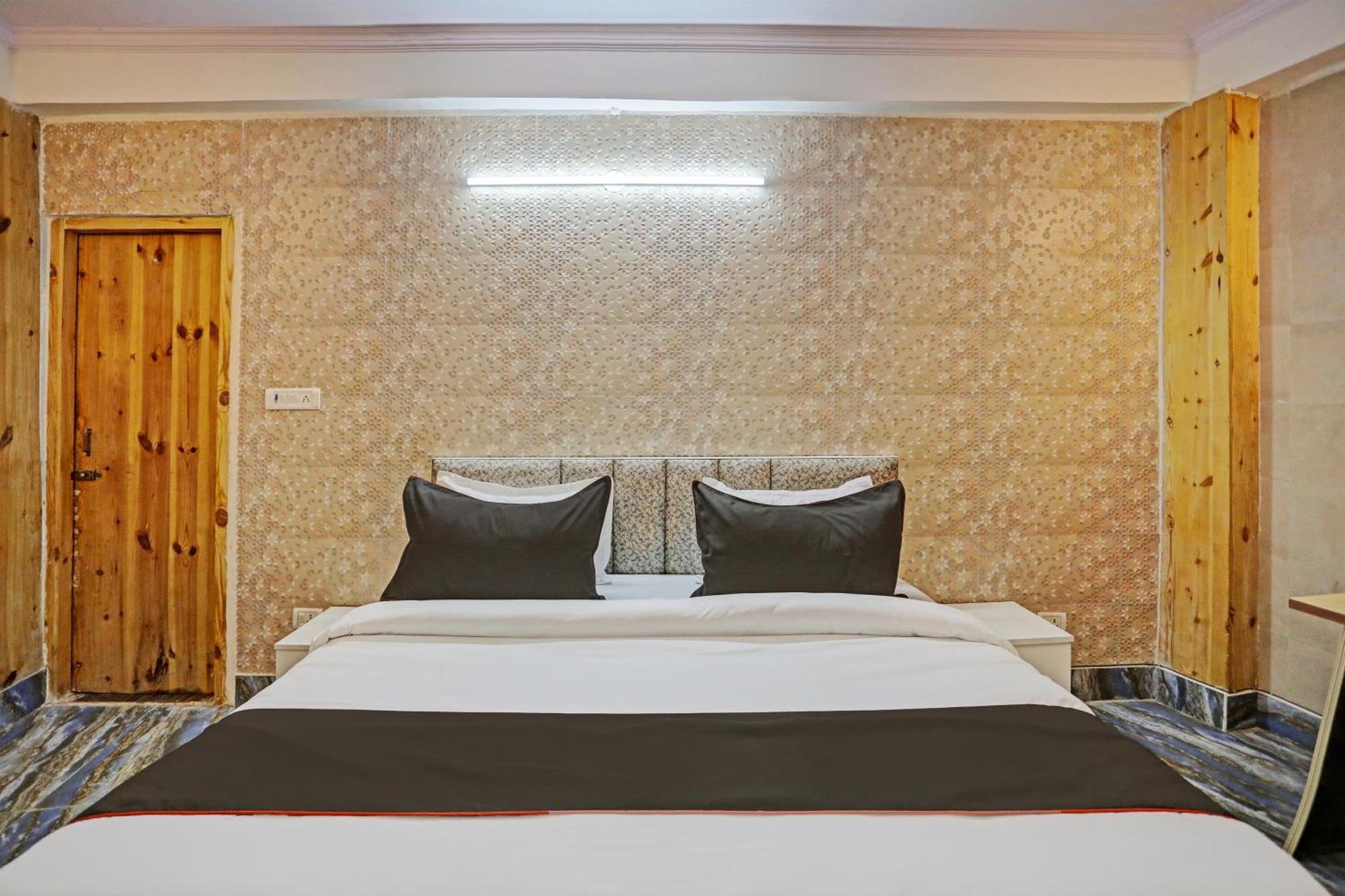 Super Umen Hotel Nearest Sector 66 Noida Exterior foto