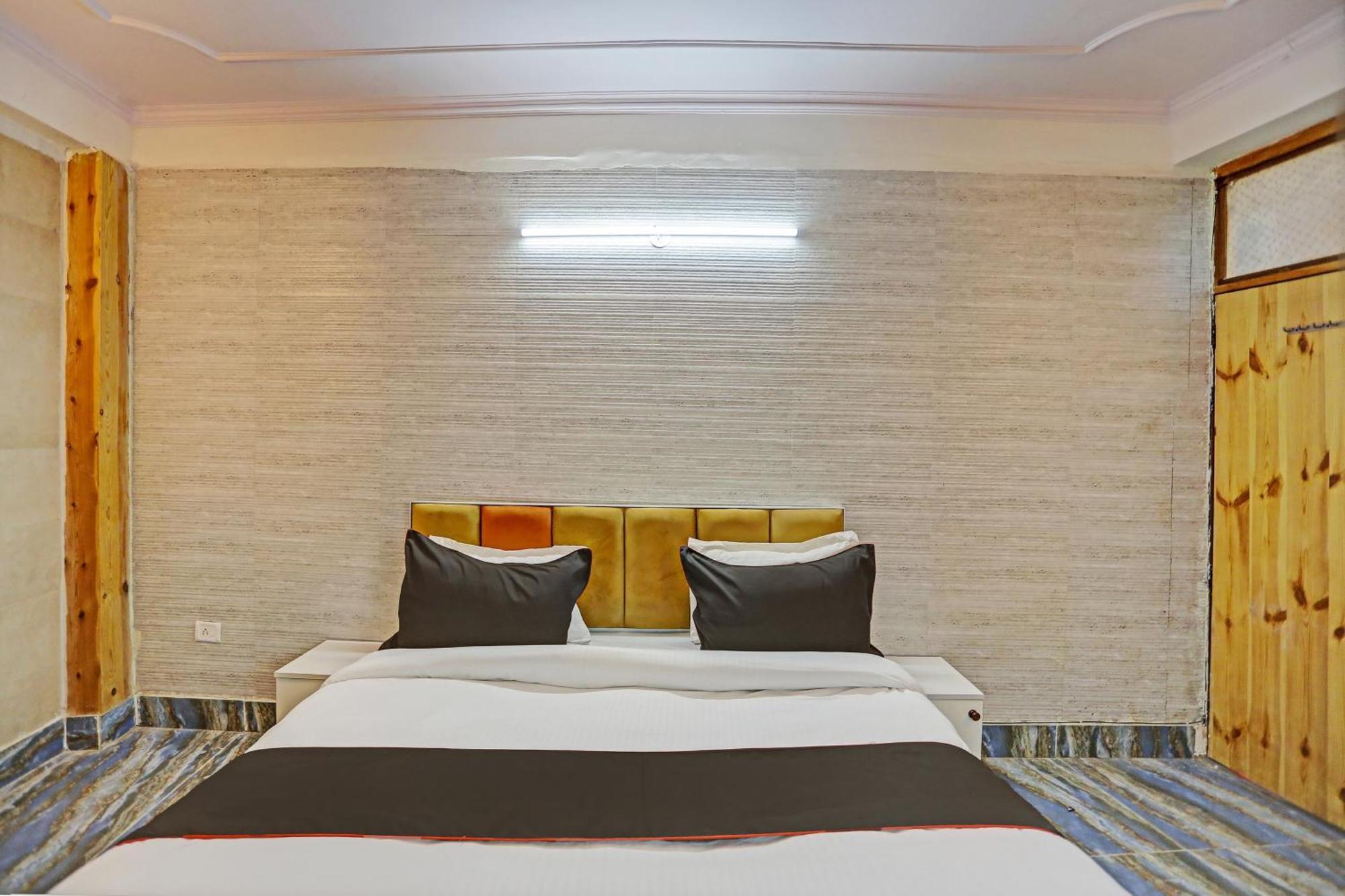 Super Umen Hotel Nearest Sector 66 Noida Exterior foto
